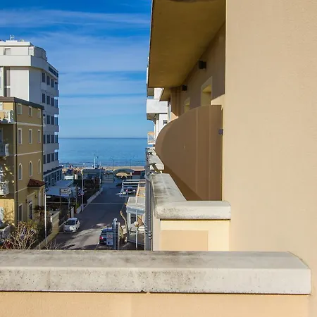 Nelson 3* Ριτσιόνε