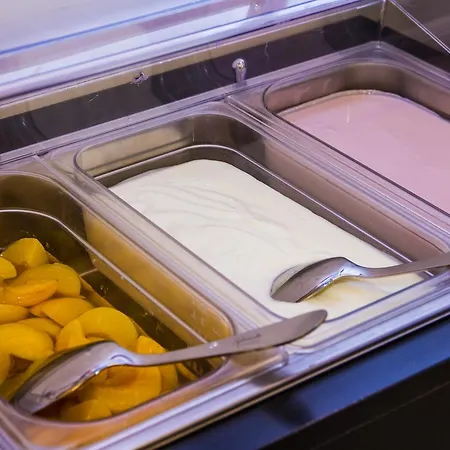 Ξενοδοχείο Nelson 3*